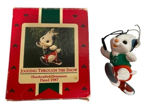 Hallmark Ornament Vintage 1987 Jogging Through The Snow Ornament 1987 Amazing - Picture 1 of 8