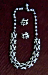 Vintage Silver Tone & Enamel Necklace Bracelet Clip-on Earrings Set Unsigned - Picture 1 of 1