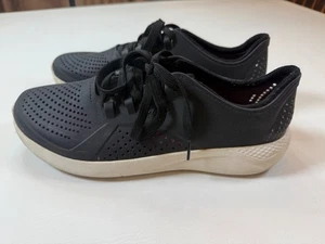 Zapatos informales negros LiteRide By Crocs para hombre talla M10 diseño ligero transpirable - Imagen 1 de 8