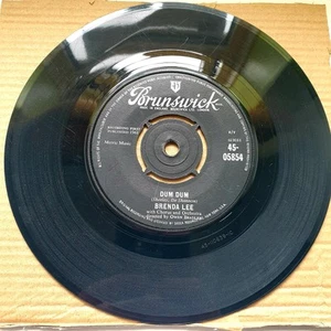 Brenda Lee: Dum Dum/ Eventually 7” Vinyl Single - NO OUTER SLEEVE - Picture 1 of 9