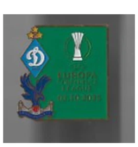 Pin (Abzeichen) Dynamo Kiew Ukraine - Crystal Palace London England 2025-2026 #16 - Bild 1 von 1