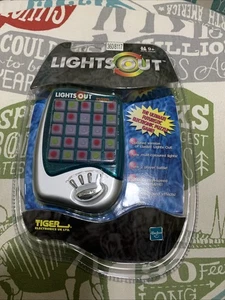 Tiger Lights Out 2000 Retro Handheld Spiel Brandneu Versiegelt (16A) - Bild 1 von 4