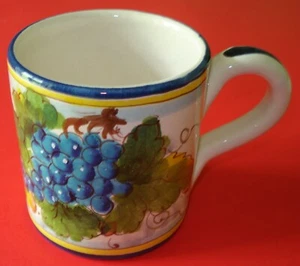 Geometrie Greve in Chianti Ceramic Mug Grapes & Leaves Motif Hand Painted Italy - Picture 1 of 7