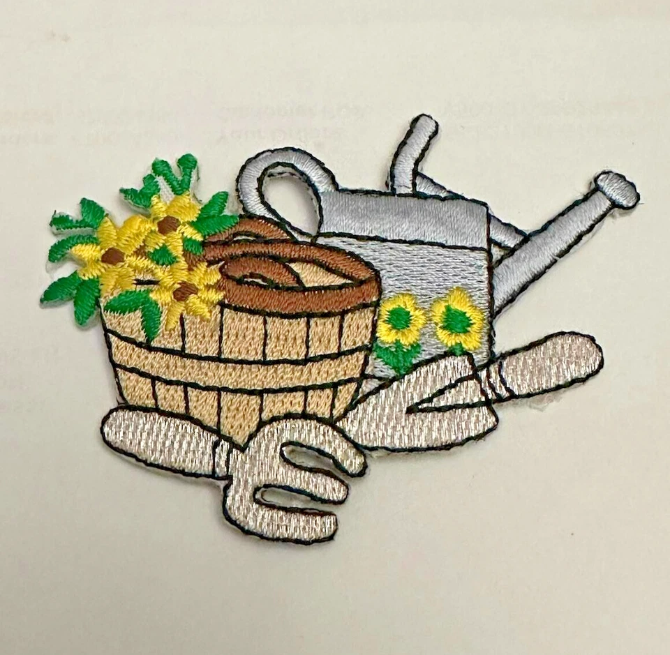 PÁ DE JARDINAGEM FLORES PÁ DE JARDINEIRO APLIQUE DE FERRO EM REMENDO 3" c x 2,25" h - Imagem 1 de 3