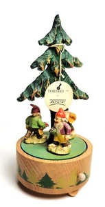 Vtg ANRI by Toriart Wooden Playing "WE'VE ONLY JUST BEGUN" Rotating Music Box - Picture 1 of 3