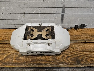 GENUINE MERCEDES-BENZ C-CLASS W205 C43 AMG 3.0i FRONT RIGHT BRAKE CALIPERS  - Image 1 of 4
