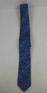 Halston 100% Silk Neck Tie  Dark/Light Blue Pattern 2 7/8 Inches Wide  - Picture 1 of 4