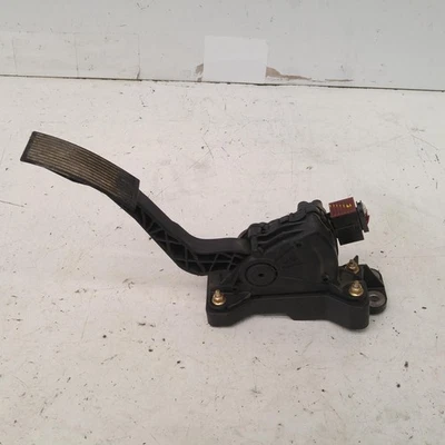 NISSAN PATHFINDER R51 05/2005-09/2013 ACCELERATOR PEDAL 4.0L PETROL VQ40 - image 1 of 4