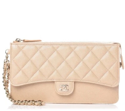 Auténtica cartera Chanel pulsera beige caviar iridiscente con herrajes dorados Foto 1 de 4