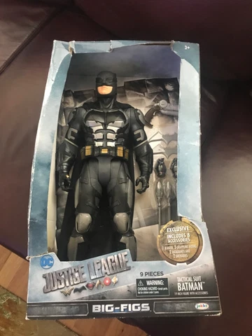 Jakks 19" DC Big Figs Justice League Armored Tactical Suit Batman Figure 9 pc Cover