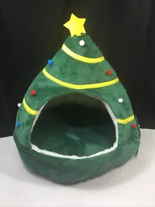 Vibrant Life Soft and Cozy Hideaway Chr Tree Pet Bed Size Small (Up To 20 lbs) - Picture 1 of 18