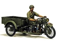 MODEL VICTORIA MOTOTRICICLO BENELLI M36 1:35 Cod.4035