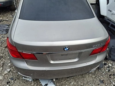 2012 BMW B7 ALPINA Trunk Lid Used 2D1 4DR SED SLV Local Pick Up Only Foto 1 de 2
