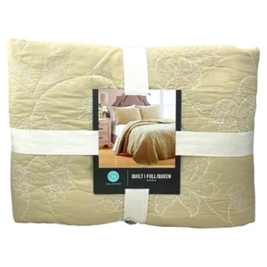 Martha Stewart Batik Embroidery Full/Queen Quilt color beige khaki new - Picture 1 of 2