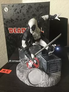 Loot Crate Exclusive Marvel Deadpool X-Force Variant Finders Keypers Statue - Picture 1 of 2