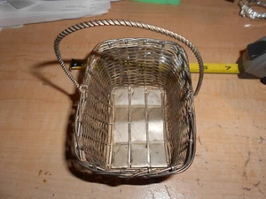Versilberter geflochtener rechteckiger Korb 5 x 3,5 Zoll mit Griff - Bild 1 von 7
