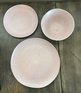 Mainstays 12-Piece Dinnerware Set Service For 4 BPA-Free Pink Speckled Retro - Picture 1 of 13
