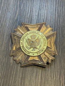 Vintage VFW Veterans of Foreign Wars Grille Badge Accessory Plate Bumper Topper - Picture 1 of 4