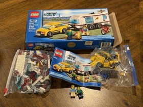 Rare LEGO CITY: Car & Caravan ~ 4435 ~ w/Minifigs/Book ~ Complete ~ Retired 2012