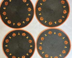 Juego de 4 manteles individuales Halloween calabaza caramelo maíz bordados excelente estado - Imagen 1 de 12