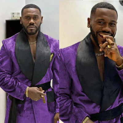 2024 天鹅绒吸烟宽翻领夹克带腰带休闲晚会新郎外套 — 第 1/4 张图片