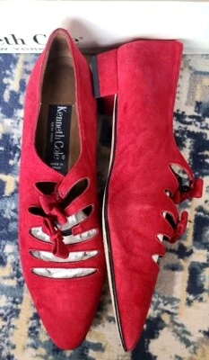 Vintage Kenneth Cole Red Suede Row Bow Flats Women's Size 8 Foto 1 de 4