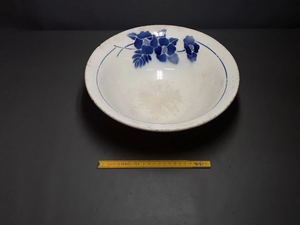 ancien saladier en céramique blanc et bleu french antique - Photo 1/1