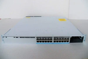 Cisco Catalyst C9300-24UX-E 9300 24 UPOE - Zdjęcie 1 z 3