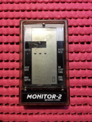 Batteriewechsel Tauchcomputer Aqua-Lung Monitor2, Monitor2+ - Bild 1 von 4