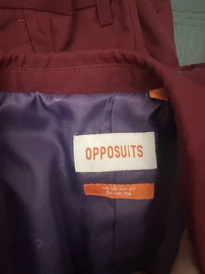 OppoSuits Traje Completo Rojo Borgoña Blazer Pantalones Juveniles Talla 6y Foto 1 de 2