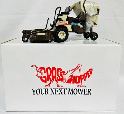 Grasshopper 725 Zero Turn Lawn Mower w/ Bagger By SpecCast 1/16th Scale - Image 1 of 4