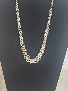 COLLAR Tono Plata Avon Multi Círculo Frontal Collar 16" Extensor  - Imagen 1 de 6