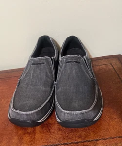 Skechers Men’s Relaxed Fit Avillo 64109 Slip On Shoes Gray Size 10 Store Display - Picture 1 of 5