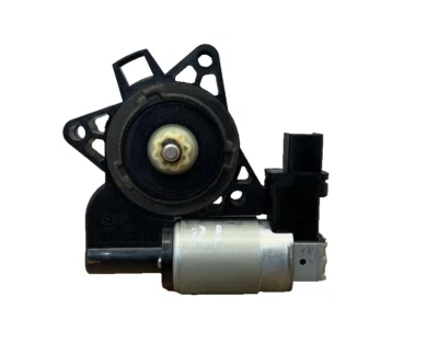2004 2005 06 07 08 09 MAZDA 3 Right Power Window Motor Front Rh OEM: GJ6A5858XC - Image 1 of 4