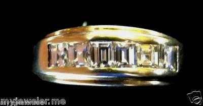 BANDA DE BODA DE DIAMANTES CON CONJUNTO DE PERRERAS PARA HOMBRE, 1,5 quilates TW, 3 BAGUETTES, 3 CORTE PRINCESA Foto 1 de 4