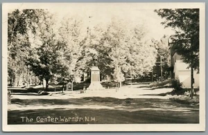 RPPC Postkarte Warner NH The Center historische Statue von Walter Harriman Soldat - Bild 1 von 3