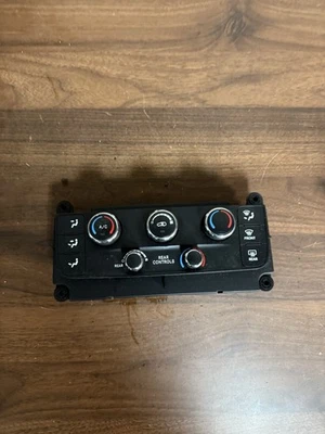 2011-2020 Dodge Caravan Ac Heater Climate Control P55111240AF - Image 1 of 4