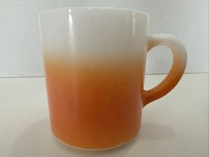 1 tazas de café vintage Hazel Atlas MCM blanco naranja ombre vidrio - Imagen 1 de 9