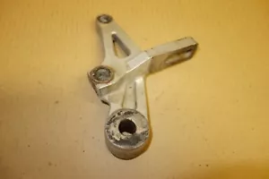 Soporte pinza freno trasero Yamaha TZR250 TZR 1KT 2MA soporte suspensión montaje - Imagen 1 de 5
