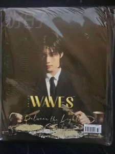 WAVES China Magazine 2023 Dezember Shinee TAEMIN (+2 STCK. + 1 Poster) - Bild 1 von 2