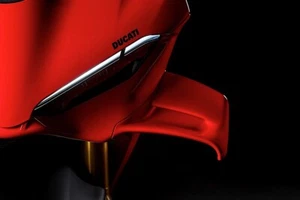 2025 Ducati Panigale V4 S: Metalldruck - Galerie Leinwand - Fujifilm Poster - Bild 1 von 48