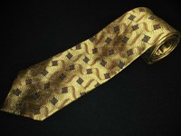 New Jos A Bank Tie Signature Gold Yellow Floral Vines Thick Woven Italian Silk 
