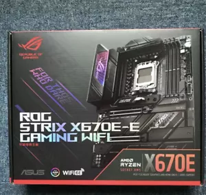 Placa madre ASUS ROG STRIX X670E-E GAMING WIFI AM5 ATX DDR5 para AMD - Imagen 1 de 4