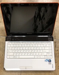 Lenovo Y450 - NUR TEILE - Bild 1 von 6