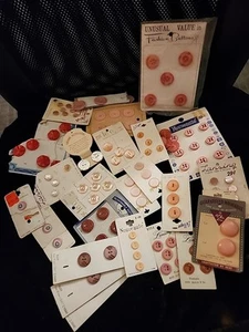 Lot Of Vintage Round Pink Colored Buttons - Picture 1 of 11