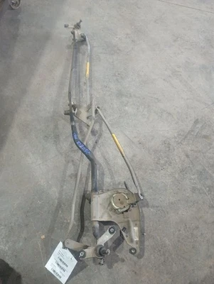 Windshield Wiper Motor Fits 97-05 VENTURE 1322692 - Image 1 of 4