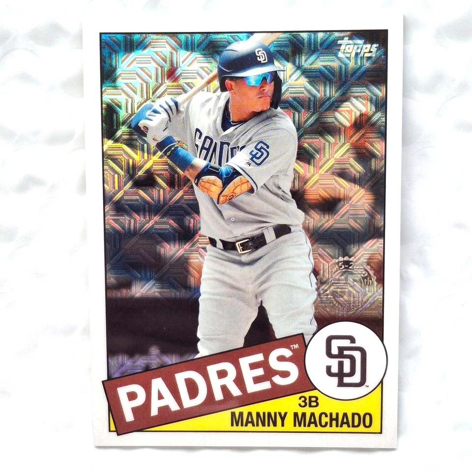 2020 TOPPS 35th Anniversary Mojo 85 Stye  - Manny Machado - CARD  # 85C 32 - II - Image 1 of 4