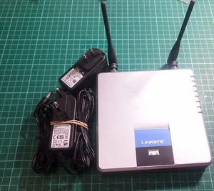 Router ADSL2+ Wireless-N Linksys WAG300N [WAG300N-EU] Gateway. Excelente - Foto 1 di 4