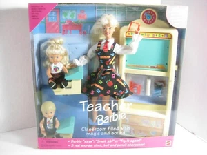 BARBIE TALKING TEACHER BARBIE CLASSROOM NEW 1995 - Picture 1 of 10