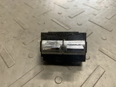 1978 - 1987 年别克 Grand National Regal T 型内部电源门窗开关 LH — 第 1/2 张图片